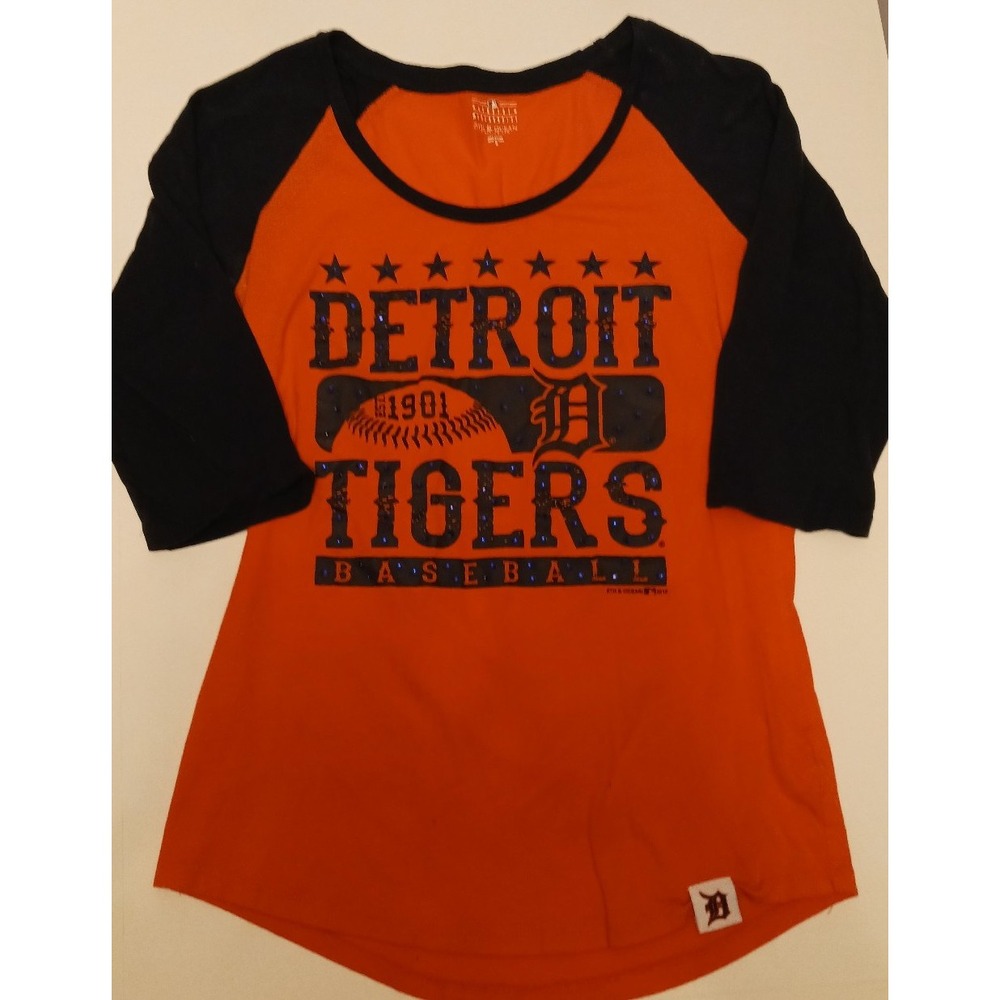 5th & Ocean MLB Women's Sequin Detroit Tigers Baseball Tee, Medium